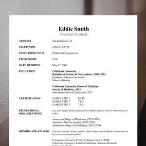 Pode incluir: Um currículo para Eddie Smith, um estudante de medicina. O currículo inclui informações de contato, educação, certificações, organizações profissionais e honras e prêmios.
