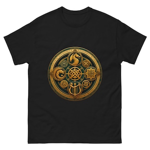 Classic men&#39;s t-shirt