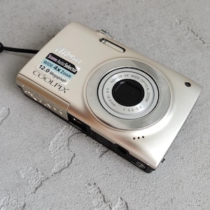 Nikon Coolpix 2500 - Etsy