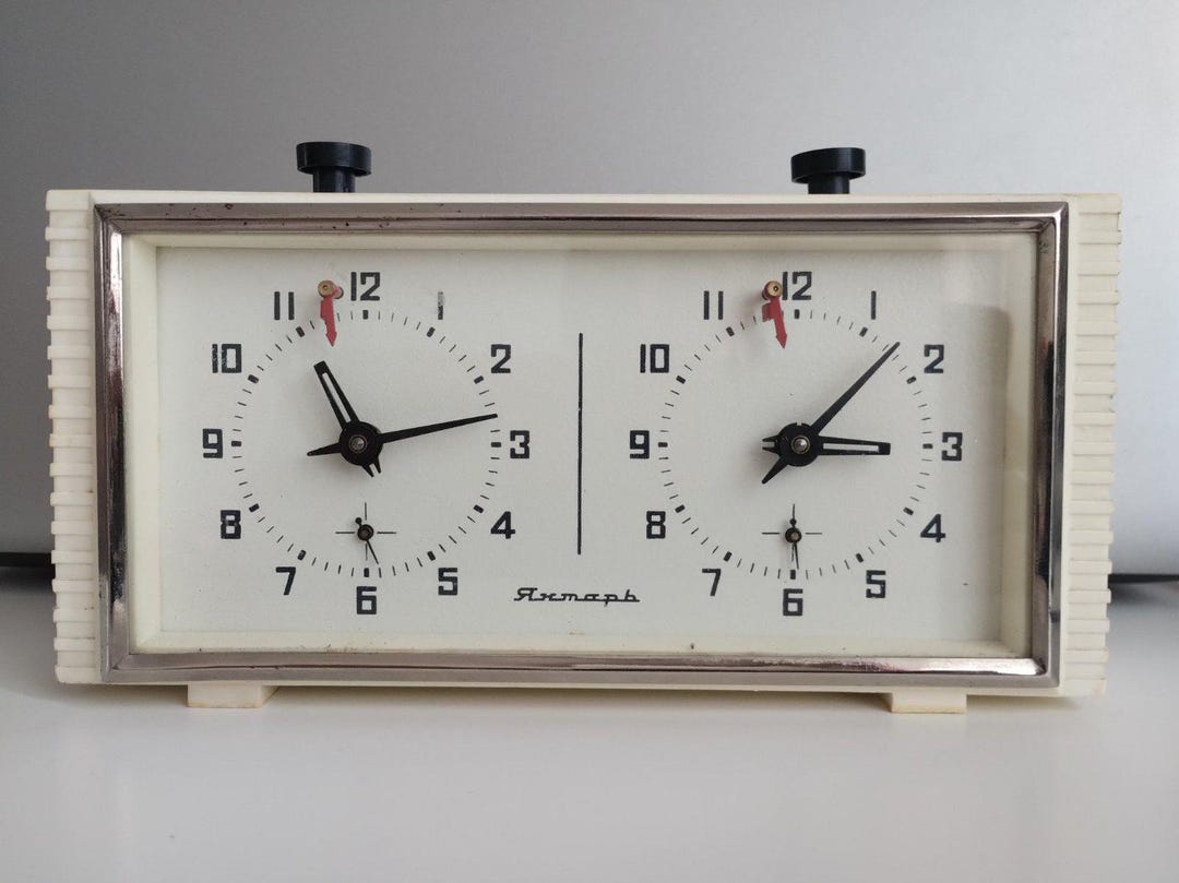 Orologio Da Scacchi Digitale Con Timer Multifunzione - Bonus, Ritardo E Memoria Per Tornei E Allenamento