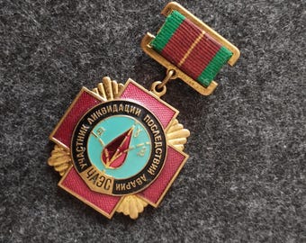 Vereffeningsmedaille Tsjernobyl: originele USSR-onderscheiding, emaille detail