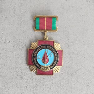 Chernobyl cross original Medal USSR Metal Badge Awards Chernobyl Liquidator, Chernobyl NPL, labor day gift, box, Chernobyl accident Stalker