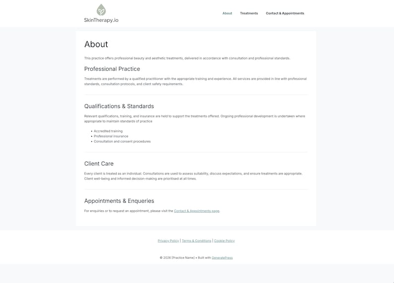 Puede incluir: P&aacute;gina web de SkinTherapy.io, con secciones sobre Acerca de, Pr&aacute;ctica Profesional, Cualificaciones y Est&aacute;ndares, Atenci&oacute;n al Cliente y Citas y Consultas. Dise&ntilde;o limpio y minimalista, con fondo claro y texto oscuro.