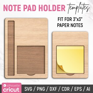 Pode incluir: Dois modelos de porta-blocos de notas de madeira. Um tem uma ranhura retangular e um recorte quadrado. O outro contém um bloco de notas amarelo de 7,6 cm x 7,6 cm. O texto diz "NOTE PAD HOLDER Templates" e "FIT FOR 3"x3" PAPER NOTES".