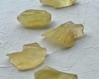 Libyan Desert Glass, LDG 15 g, moldavite, tektite, moldavite crystal, genuine moldavite, meteorite crystal, moldavite talisman, vintage