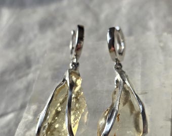 Brincos de vidro do deserto líbio: cristal de meteorito genuíno, ganchos de aço inoxidável.