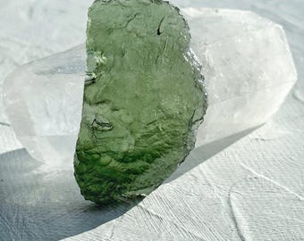 Moldavite, moldavite Angel chime, moldavite 8,69 g, moldavite crystal, genuine moldavite, meteorite, moldavite talisman, certified moldavite