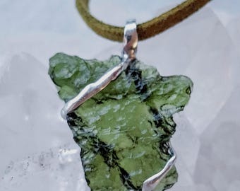 Genuine Moldavite Pendant: Silver and tin Jewelry, Meteorite Crystal (2,28 g)