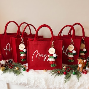 Custom Christmas gift bag & Charm, Holiday Gift Bags with Name, party bags, Christmas Eve Gift Bags, Xmas Holiday Presents, Christmas Bag