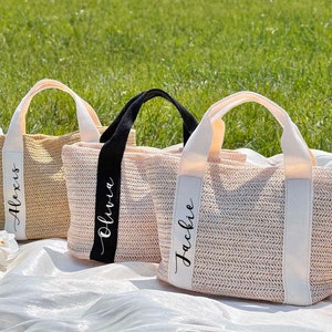 Beach bag personalized, Burlap Tote Bag, Custom Straw Bags, Bridal shower bag, Wedding Gift , beach bag bachelorette, bridesmaid  proposal