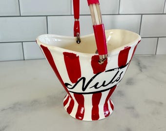 1950年代のヴィンテージ、ハンドル付きダバーナッツコンテナ