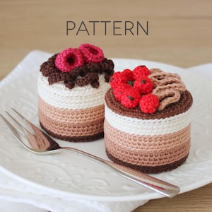 Torta di mousse al torrone schema all'uncinetto [SOLO SCHEMA DIGITALE] [cibo amigurumi, cibo giocattolo, cibo da gioco, decorazioni alimentari, regalo fatto a mano]