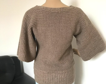 Suéter de punto beige de Marks & Spencer, suéter de angora vintage Y2K, suéter de cuello barco, mangas 3/4