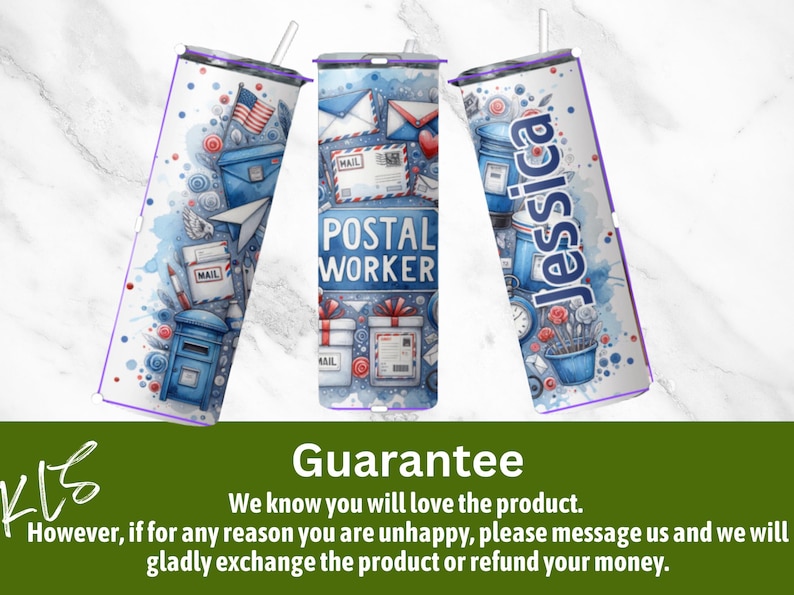 Peut inclure: Trois gobelets en acier inoxydable avec un motif aquarelle repr&eacute;sentant des bo&icirc;tes aux lettres, des enveloppes et les mots "POSTAL WORKER". Un gobelet porte le nom "Jessica".
