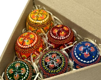 Lot de 6 œufs de Pâques ukrainiens en bois, pysankas, souvenirs ukrainiens et un cadeau pour Pâques.