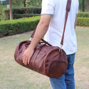 Personalisierte Echtleder Reisetasche | Individuelle Weekender & Sporttasche | Stilvolle Overnight, Reisetasche Taschen Weekender Duffel Geschenke für Ihn