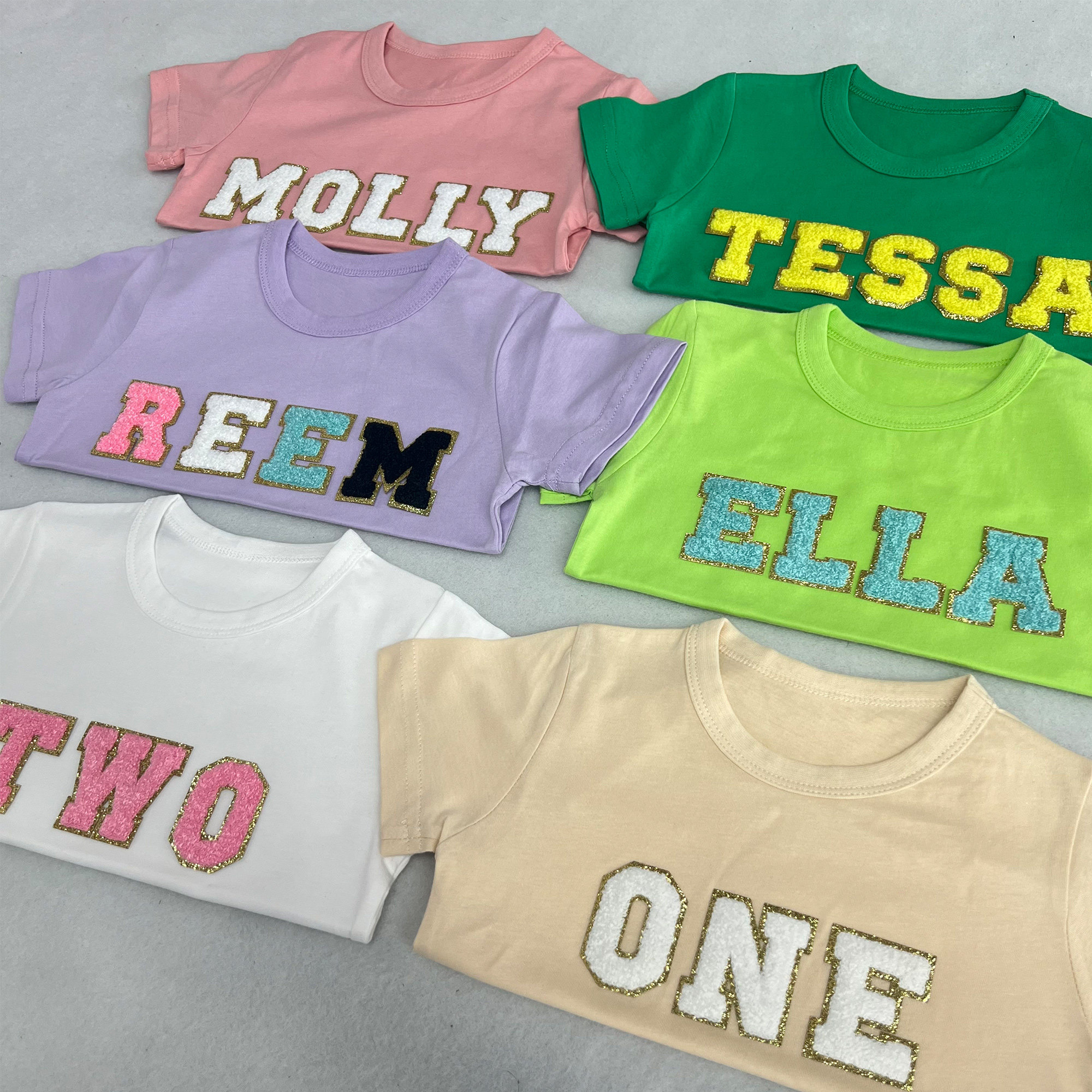 Kids Chenille Letter Patch T-shirt, Custom Girls Toddler Chenille Name and Age Patch T-shirt,Birthday gift for kids,Custom Patch Sweatshirt