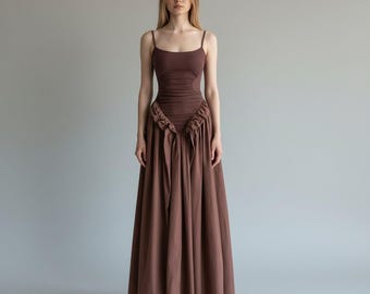 Sukienka z baskijską talią, mini sukienka inspirowana gorsetem, romantyczna sukienka na imprezę z rozkloszowanym dołem, sukienka z talią Princesscore, elegancka kobieca sukienka wieczorowa