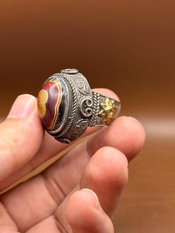Authentic Ancient Near Eastern Silver Ring With L… - image 6