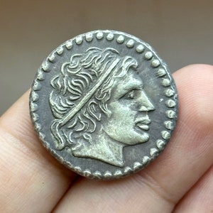 Collectible Ancient Roman Greek Large silver coin With Two King Images