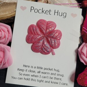 Pocket Hug, Taschenumarmung, Epoxidharz, Geschenk, Geschenkidee, Einzelstück, Liebe, Familie, Kleeblatt , Glücksbringer, Familie, Freunde