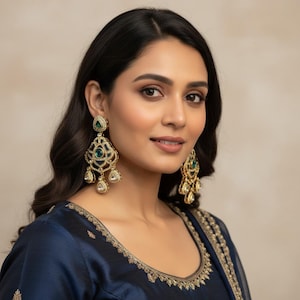 Moissanite Kundan Meenakari-oorbellen: blauwe hangoorbellen