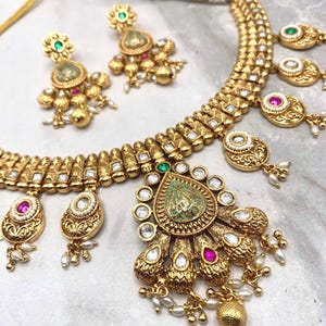 Tyaani inspired  Kundan Necklace, meenakari work with Earrings set/Apala gold polish/ kundan/wedding necklace/fusion/party jewelry