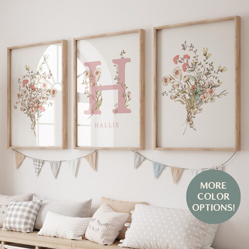 Filles lot de 3 affiches d'art mural rose pâle pour chambre d'enfant nom floral personnalisé et initiales art mural pastel Boho fille fleurs pastel nom personnalisé