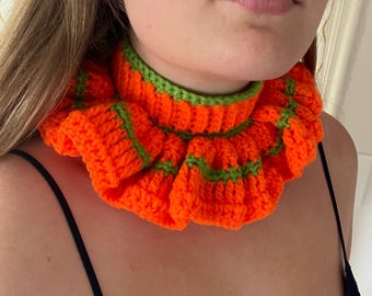 Crocheted clown collar