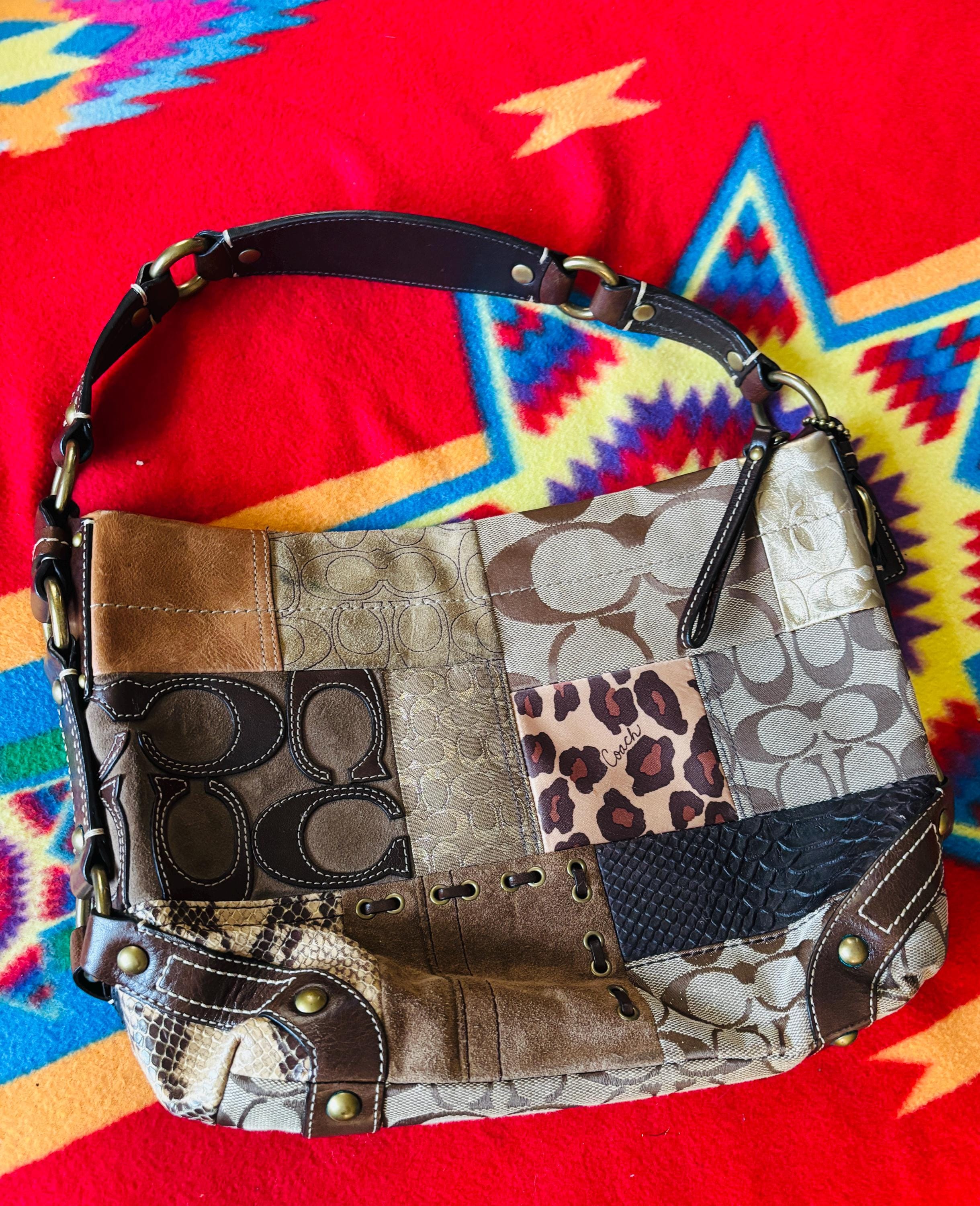 バッグ coach signature patchwork handbag Coach Patchwork Purse - Etsy Canada