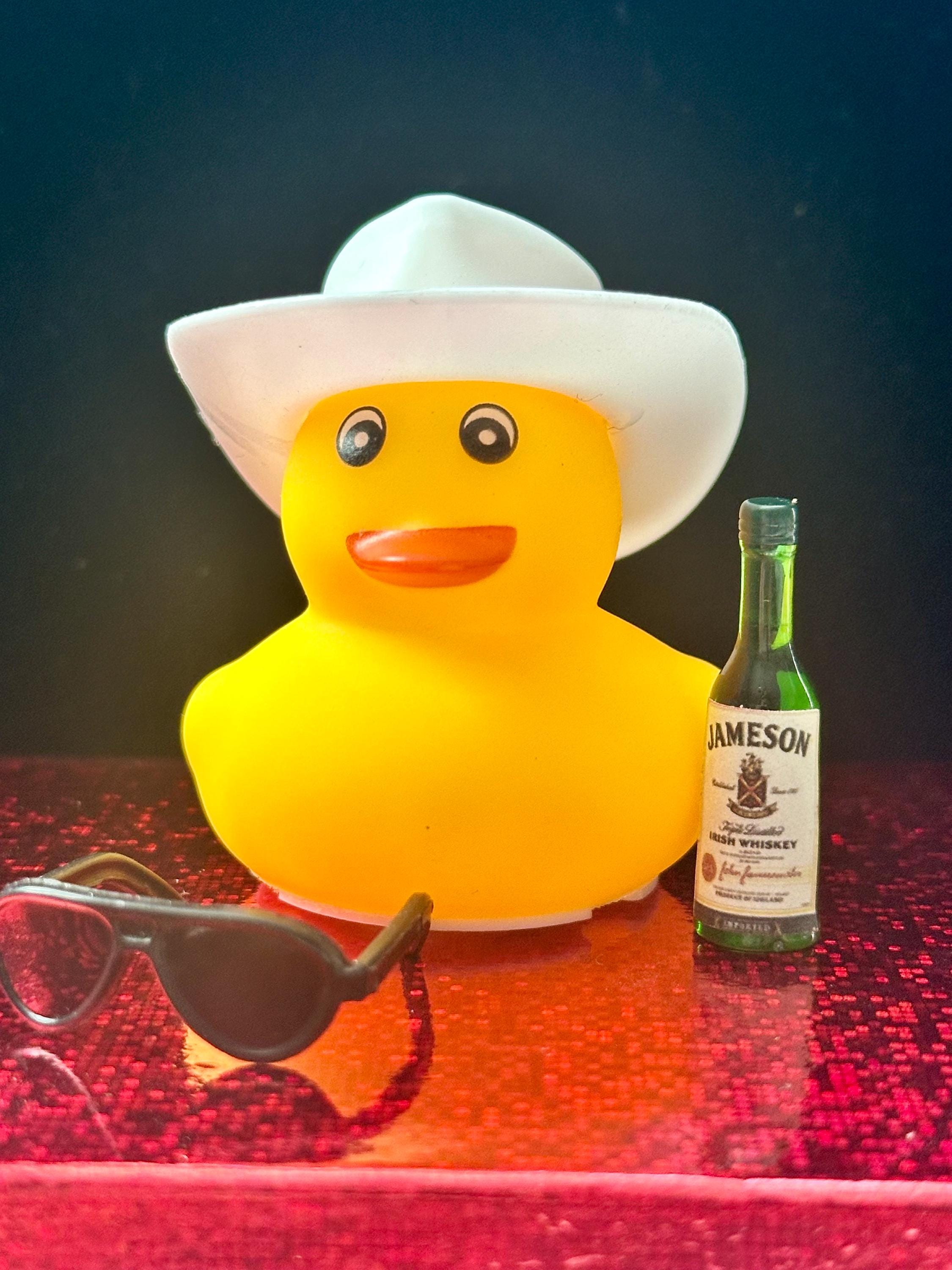 Aazon.co: CoFuBcad Graduation Duck Car Dashboard Decoration, Rubber - View #2