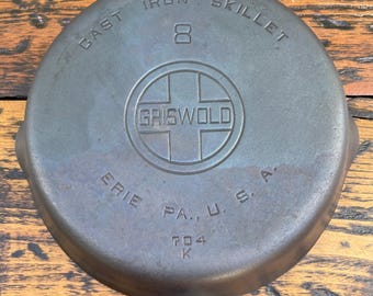 Griswold #8 Large Block Logo Cast Iron Skillet, 704K, Sits Flat
