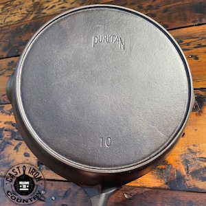 Puritan #10 Cast Iron Skillet with Heat Ring, Vintage Restored, Made by Favorite for Sears, Roebuck. Co.