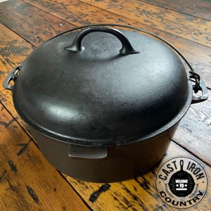 Favorite Piqua #9 Cast Iron Dutch Oven c. 1916-1935, No Spin, Smiley Face Logo, Rare & Restored Vintage Cookware. Stove to Table Americana!