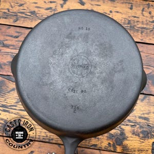 Griswold #10 Small Block Logo Cast Iron Skillet, 716E, Sits Flat, Smooth Bottom, Modern Handle, 1944-49. Family Size Cooking Americana.