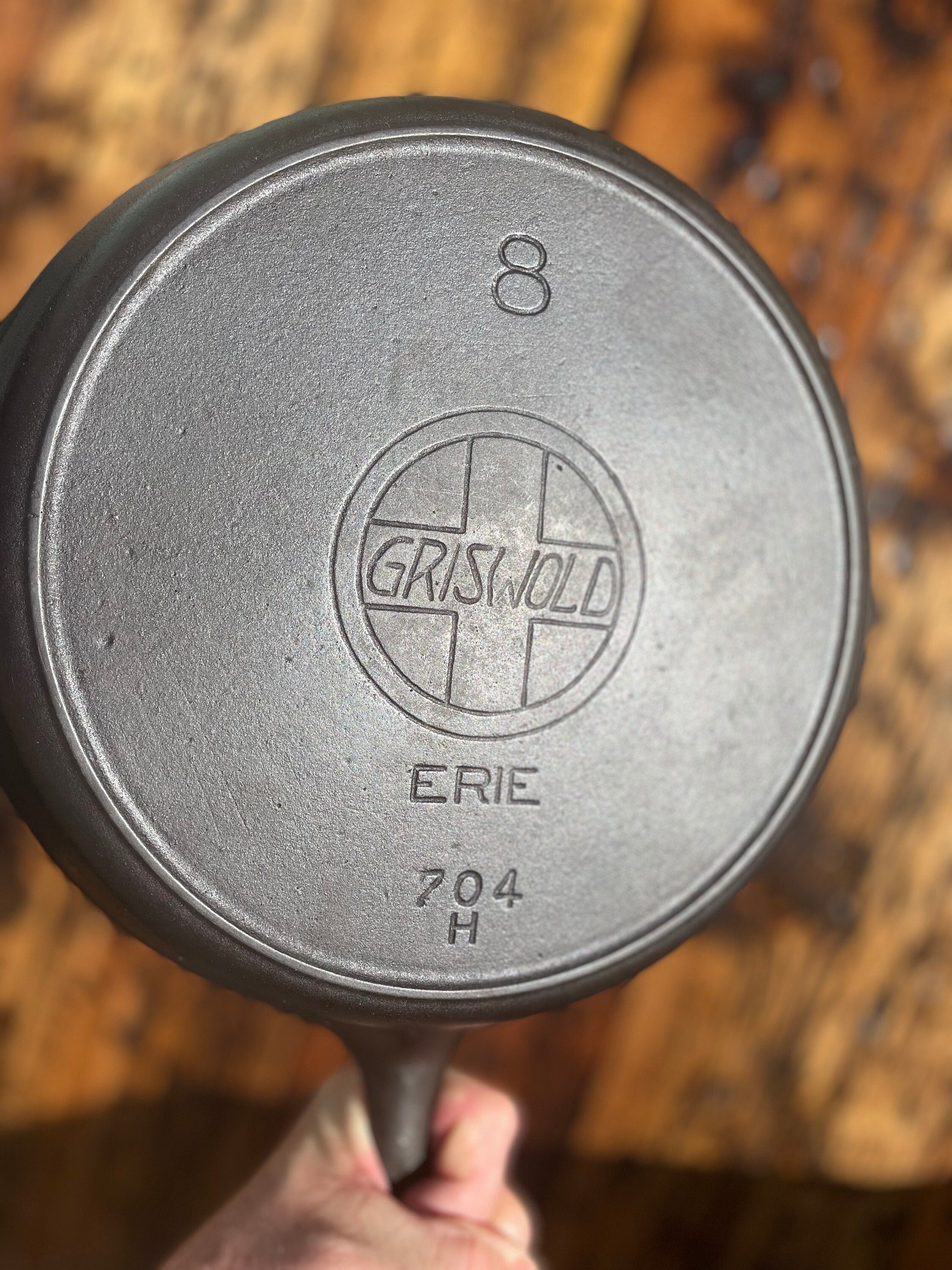 CLASSIC 19091916 Griswold 8 Slant Erie Logo Cast Iron Skillet With