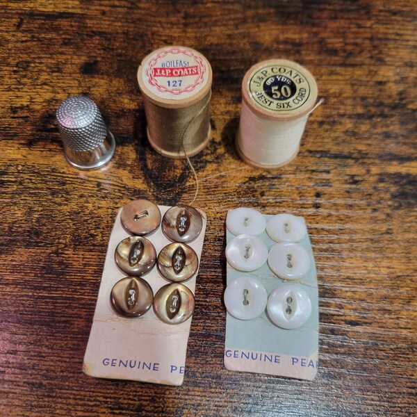 Vintage 6 White Pearl & 6 Brown Pearl Buttons, 1 Thimble, 1 White Thread and 1 Brown Thread