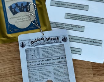 Baldur’s Mouth Frame Photocard Holder / Toploader - DnD Character Frame - Photo Keychain [4.25” x 3” ]