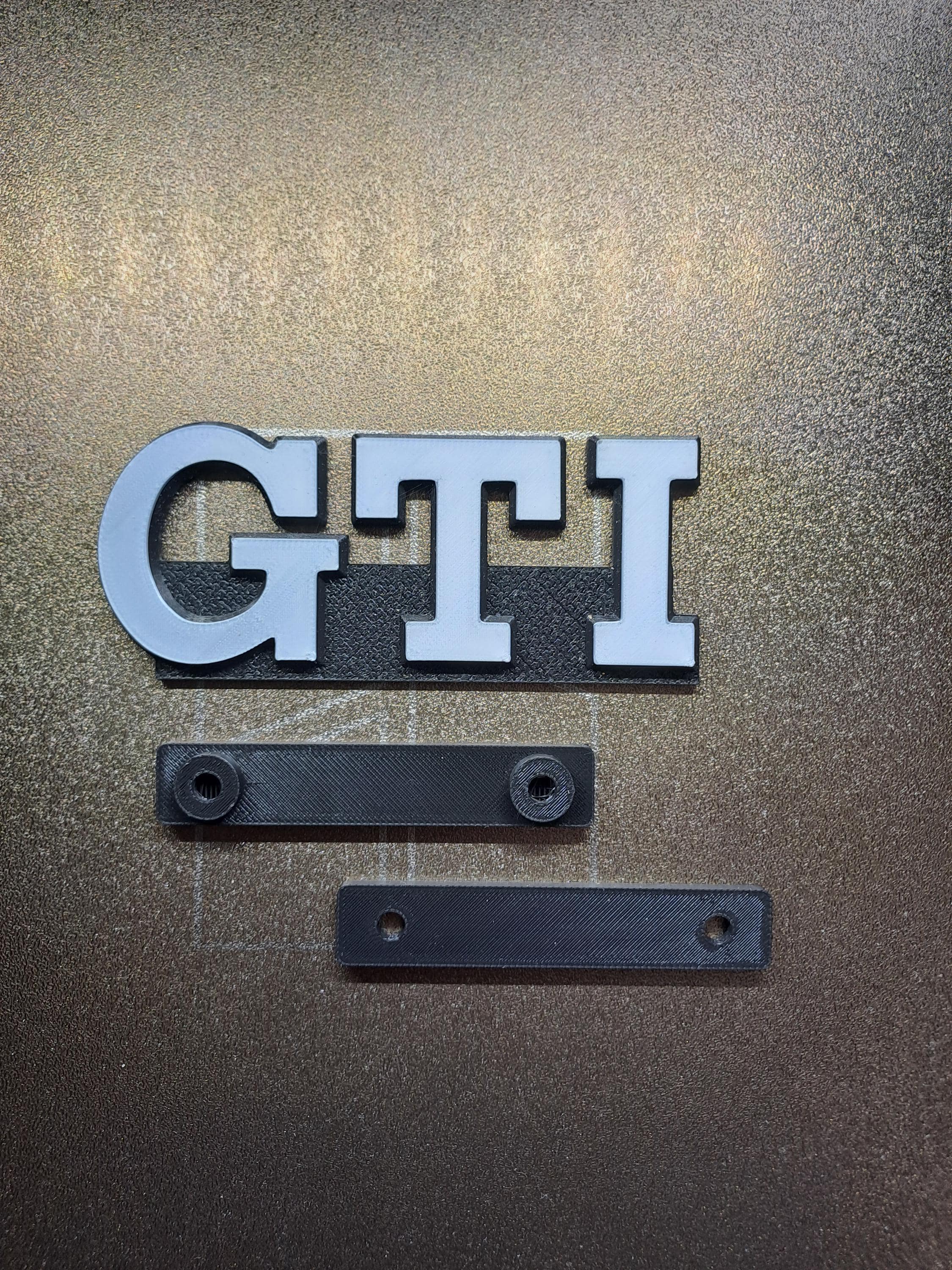 VW Golf GTI Mk2 grill 3D emblem - car lovers - car gifts - original gifts - classic car - vintage - top quality - custom keychain - retro
