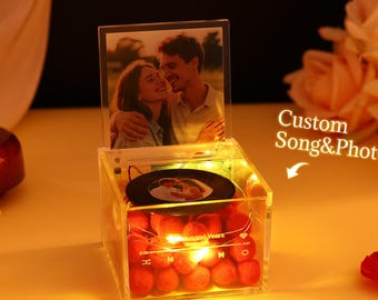 Personalisierte Foto Spieluhr, benutzerdefinierte Song Vinyl Andenken mit Licht, Hochzeitstag Geschenke, Geburtstagsgeschenk, Musikliebhaber Paar Geschenke