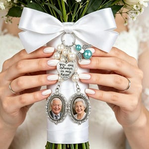 Personalised Bridal Bouquet Charm,Custom Wedding Bouquet Photo Charm,Memory Remembrance Pin,Bridal Shower Gift