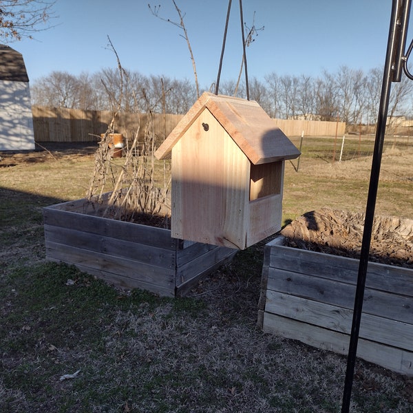 Cedar bird feeder