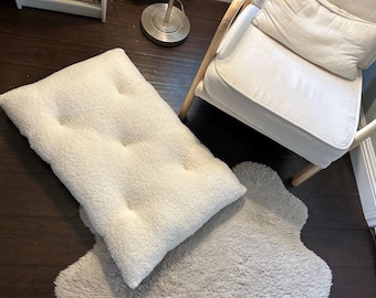 Waterproof Dog Crate Mat: Reversible Sherpa Dog Bed