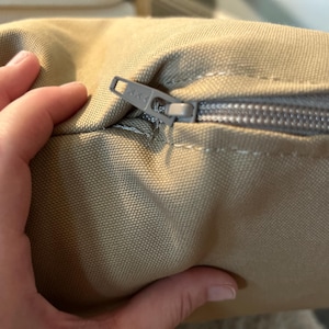 ykk zipper dog bed cover close up durable heavy duty zipper canvas