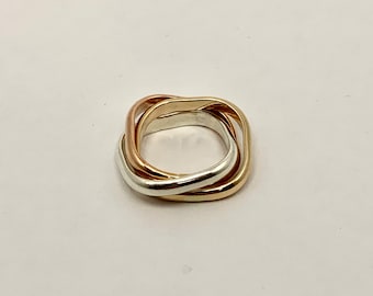 Chunky Square Rolling Ring