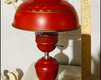 Lampe de table Mid-Century d'inspiration néoclassique en métal rouge et verre transparent