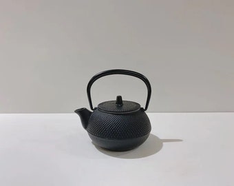 Teavana Cast Iron Hobnail Black Tea Kettle Teapot Made in Japan