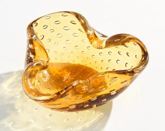 Vintage Italiaanse kunstglazen asbak uit het midden van de 20e eeuw // Murano-stijl amberoranje Bullicante asbak