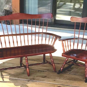 Muñeca American Girl vintage de 1997 con banco y silla estilo Windsor de 18"