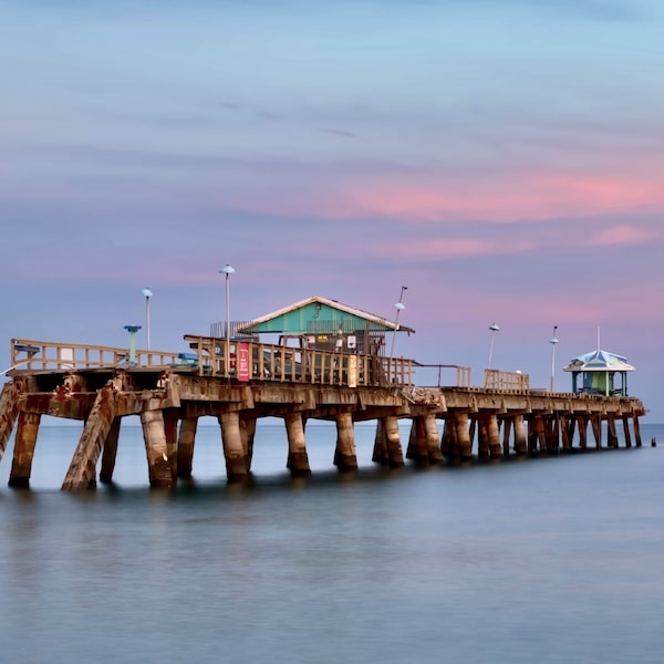 Time-Lapse Sunset photo of Island Pier in Lauderdale by the Sea, Fort Lauderdale, Haunting Calm Waters